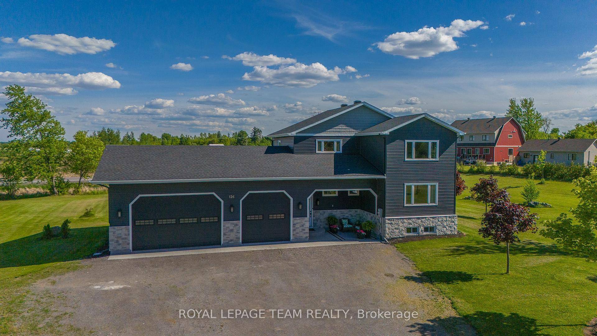 OPEN HOUSE Sunday, Sept. 31, 2 4pm.