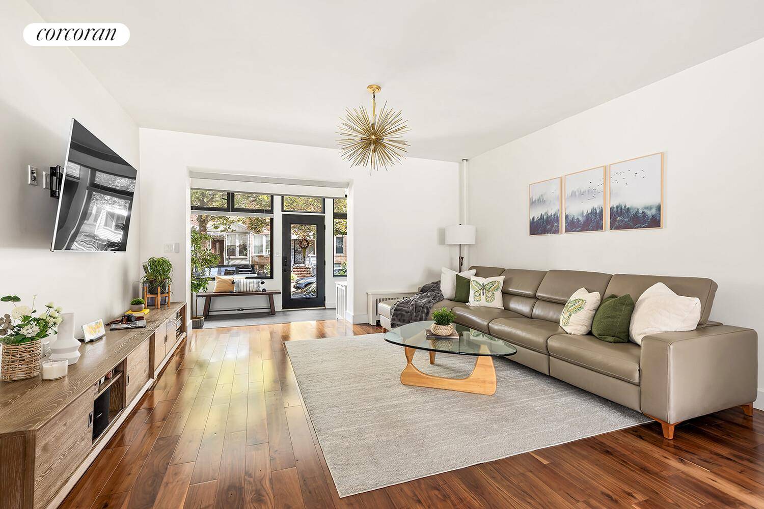 Beautifully renovated 4BR 3.