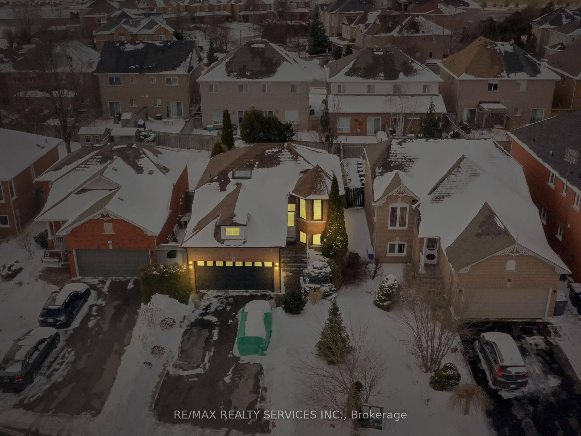 Welcome to this beautifully upgraded raised bungalow in the highly sought after Valleywood community of Caledon !