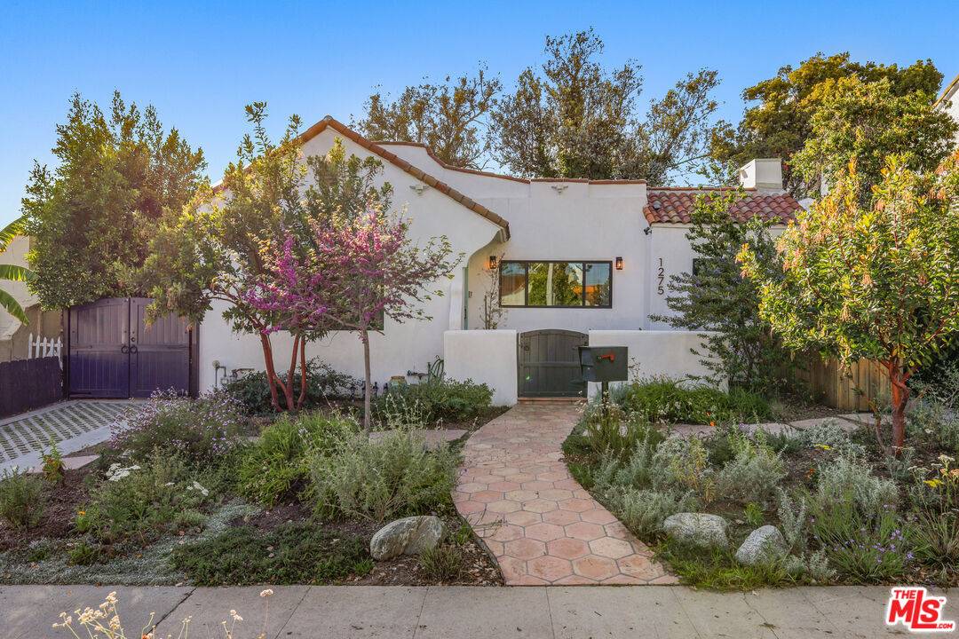 1275  S Sycamore Ave 2BR La