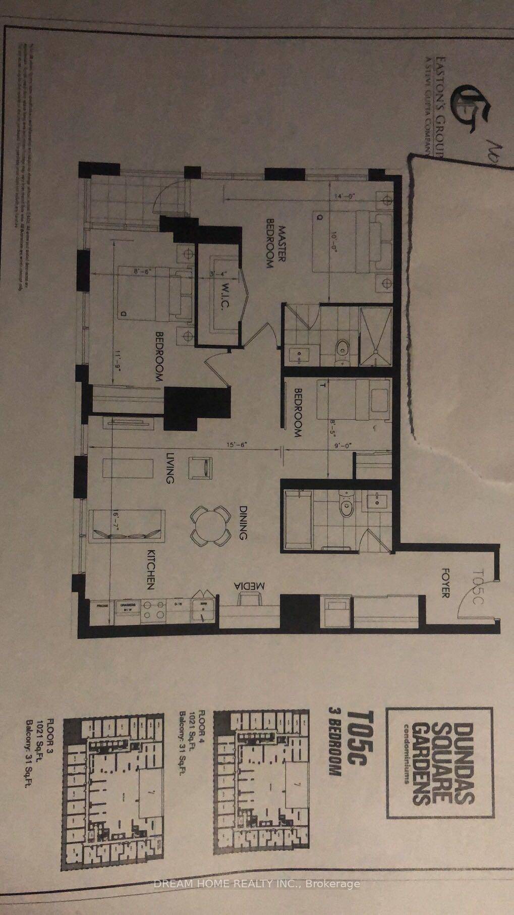 Stunning 3 bedroom Unit Located In The Heart Of Downtown Toronto.