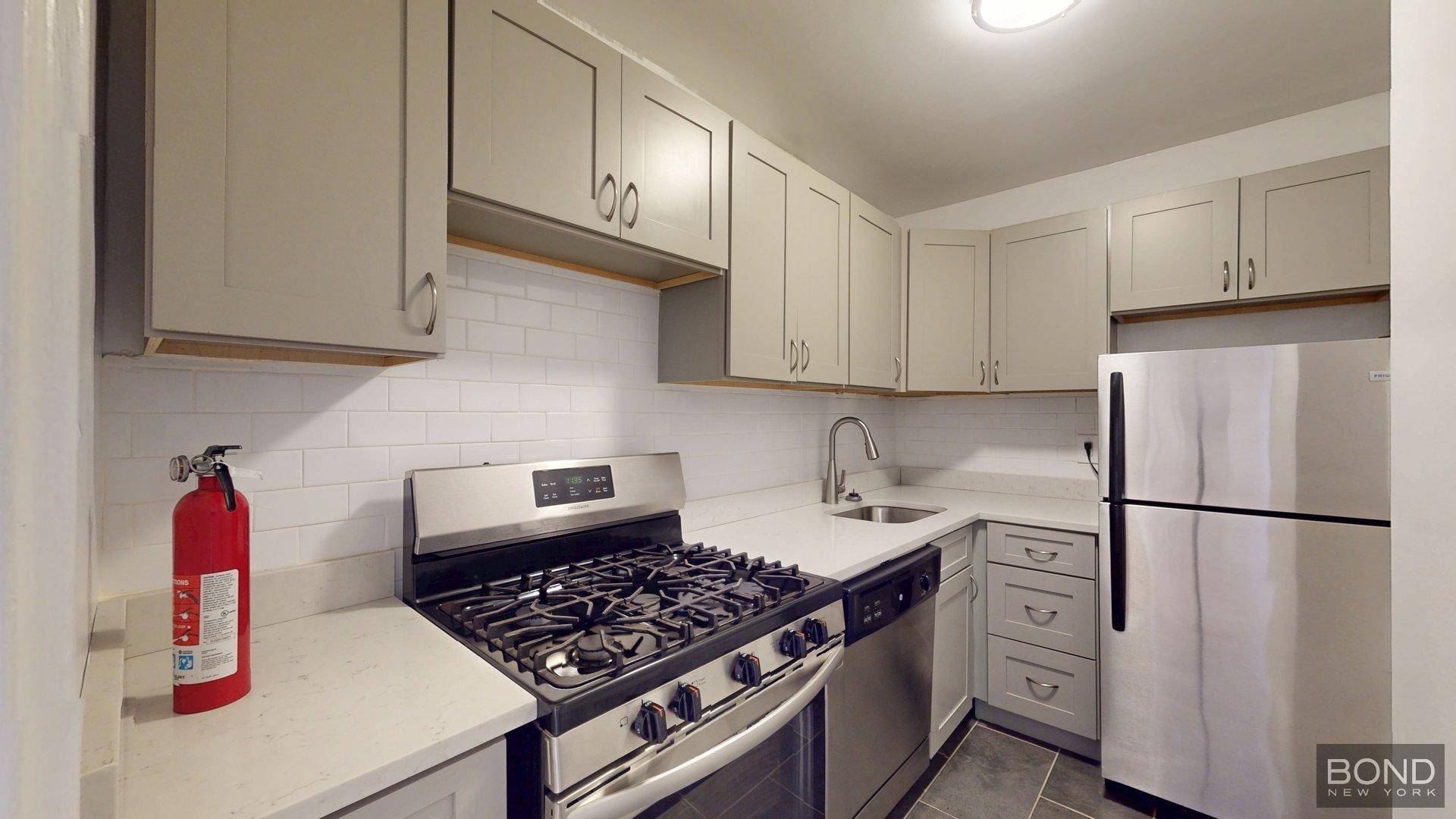 Welcome to Residence 2J a beautifully proportioned one bedroom apartment located in a full service building on a charming tree lined block in the coveted Upper East Side.