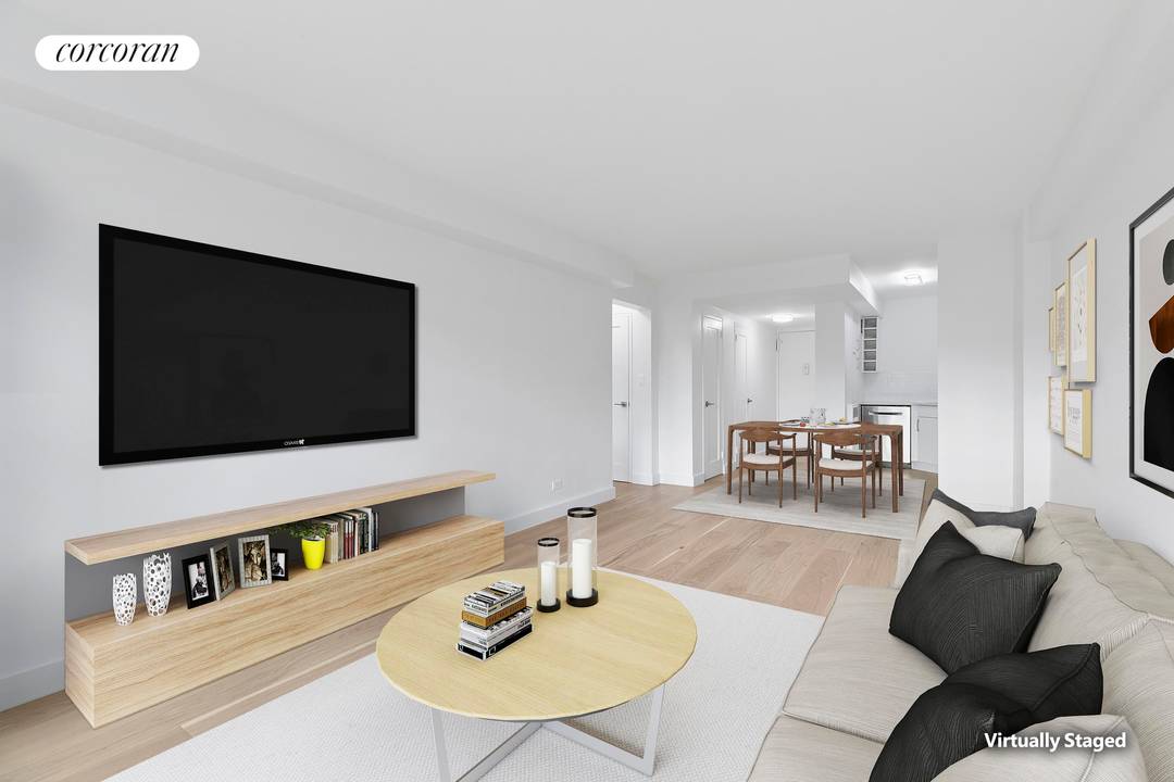 Imagine Living at 230 East 79th Street, 18E, a stylish one bedroom with spectacular panoramic Southern and Western views of the city skyline, offers easy living in an advantageous location ...