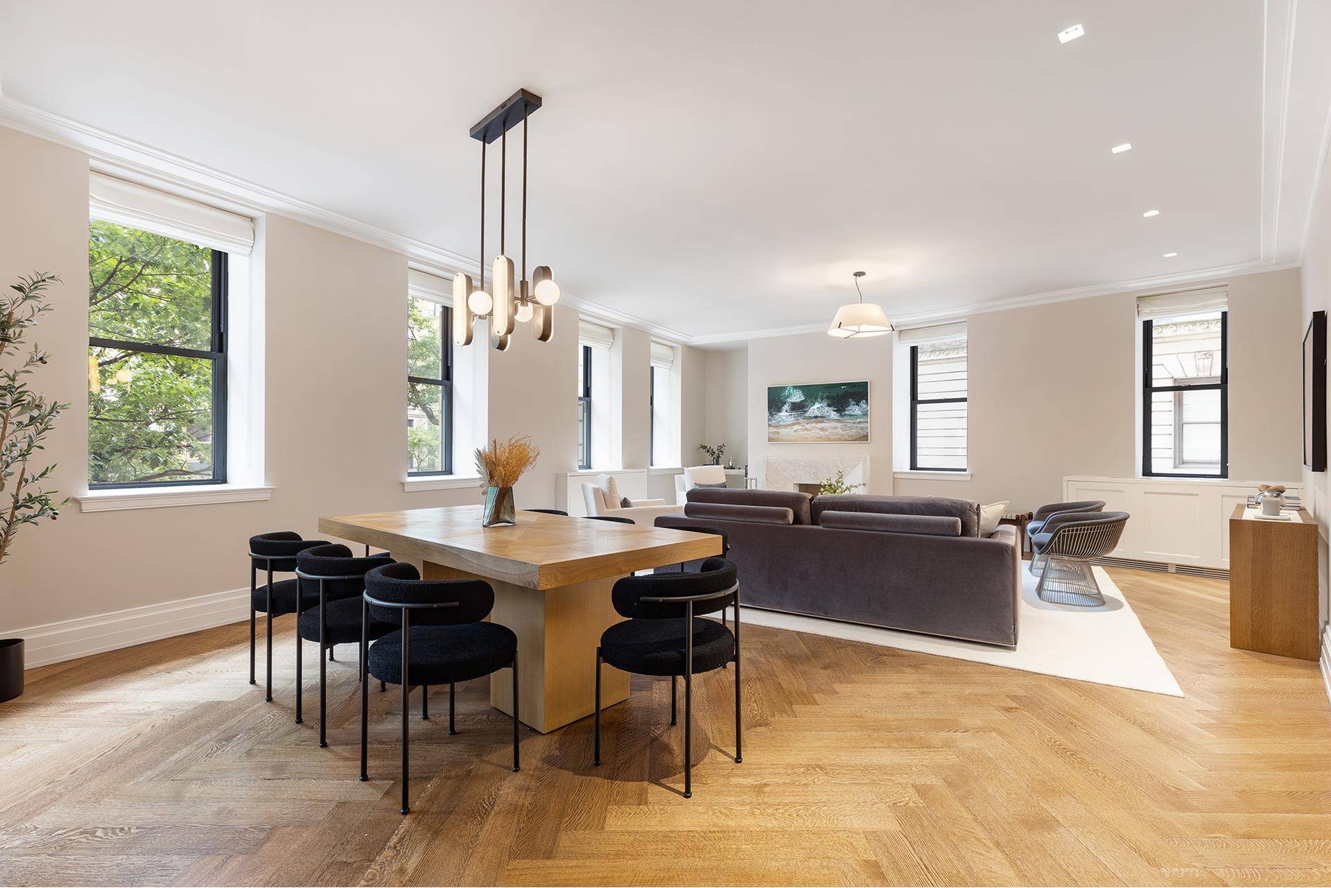 Welcome to The Astor. Experience an exquisite arrival as you discreetly enter off Broadway through bronze and glass doors into the renovated historic lobby, where carefully restored original details live ...