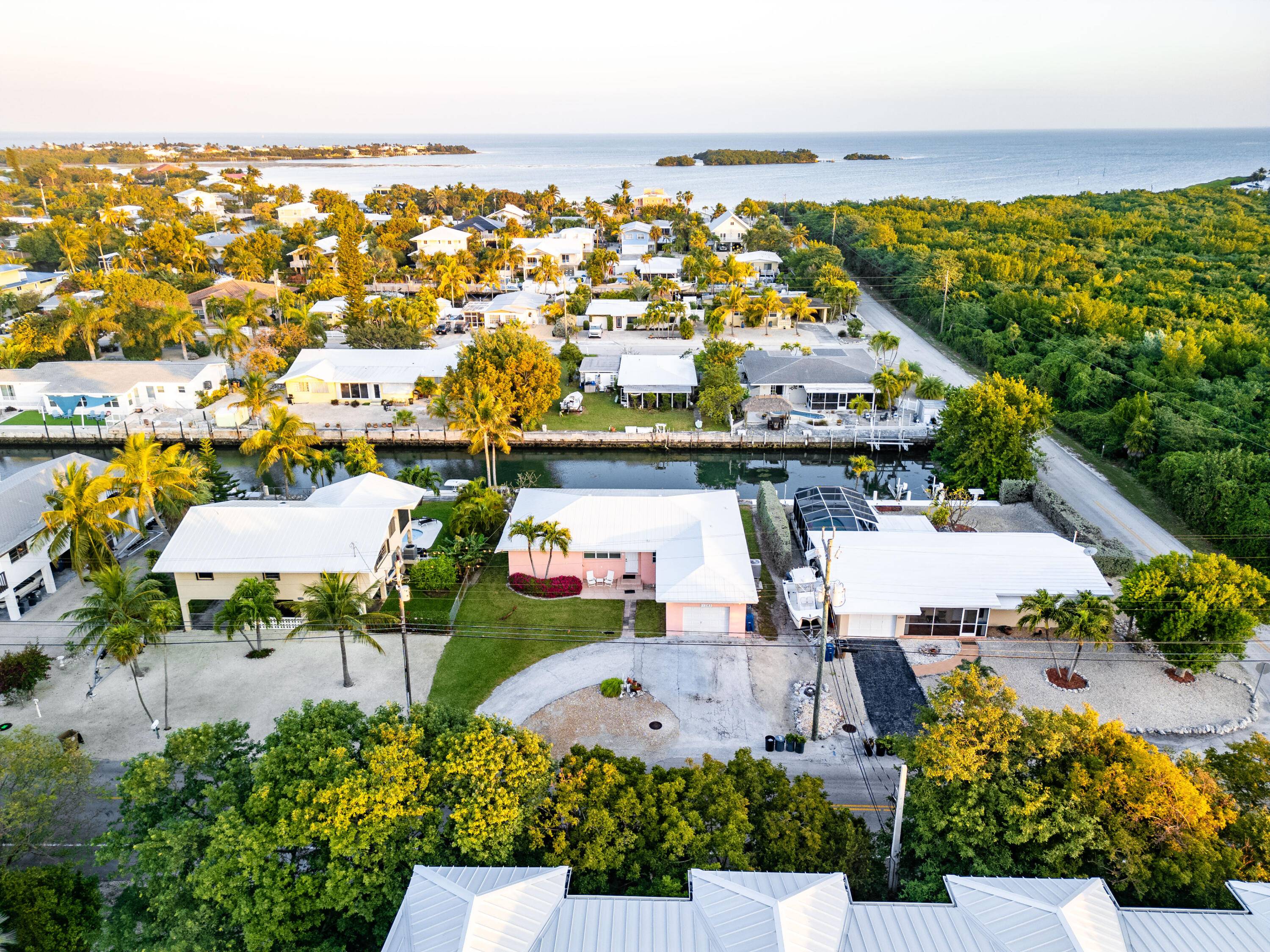 Welcome to 11280 1st Ave Gulf !