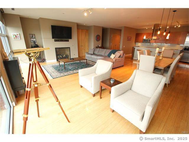 Penthouse Living in the Heart of Vibrant South Norwalk !
