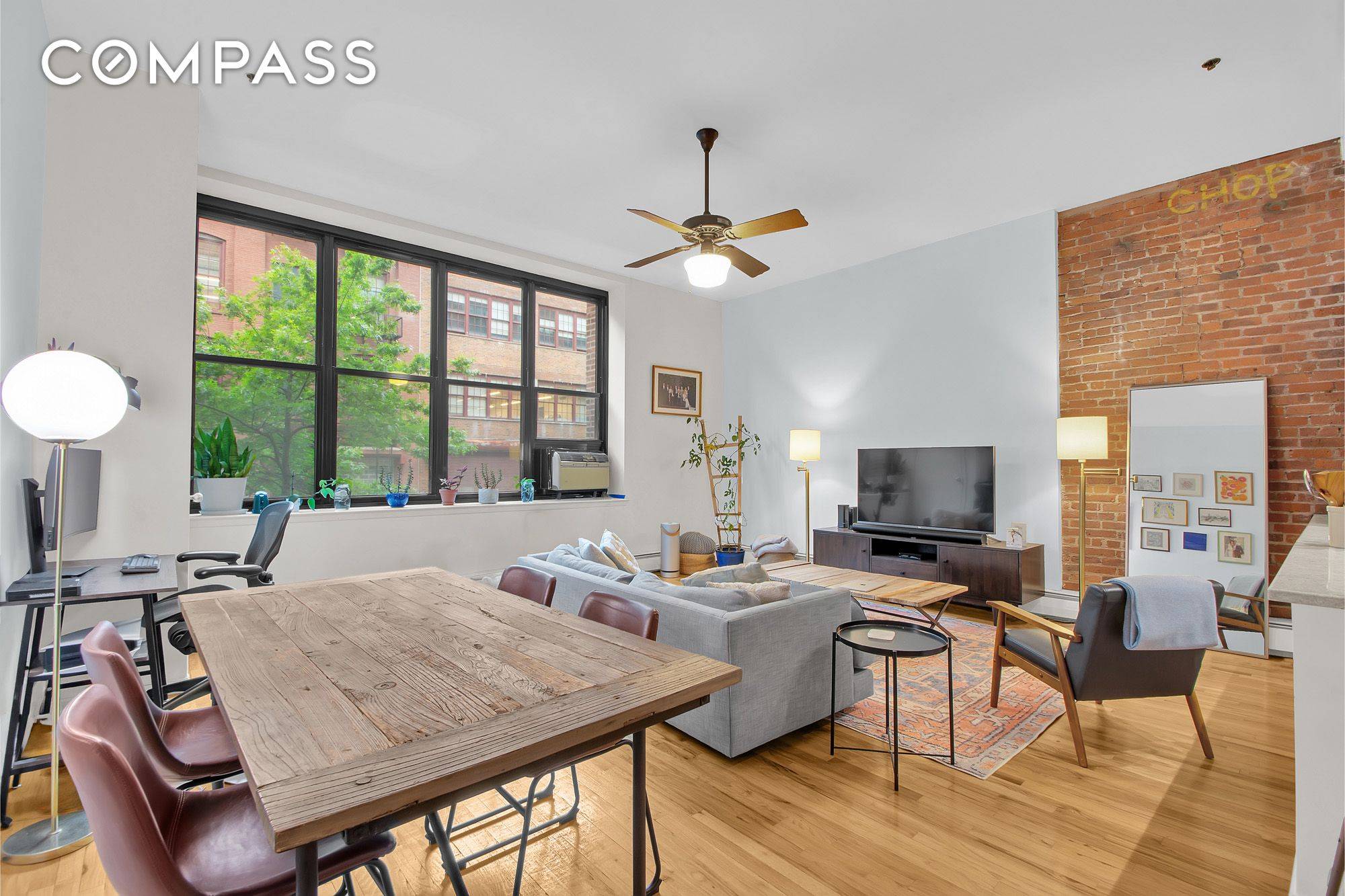 Stunning Loft Style Co op in the Heart of Clinton Hill Welcome to this exceptional loft style co op, a rare gem in one of Brooklyn's most sought after buildings ...