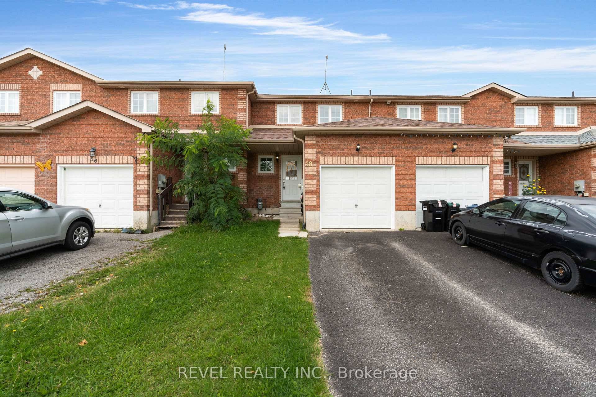 Welcome to 58 Michael Crescent, located in Barrie's desirable East Bayfield neighbourhood !