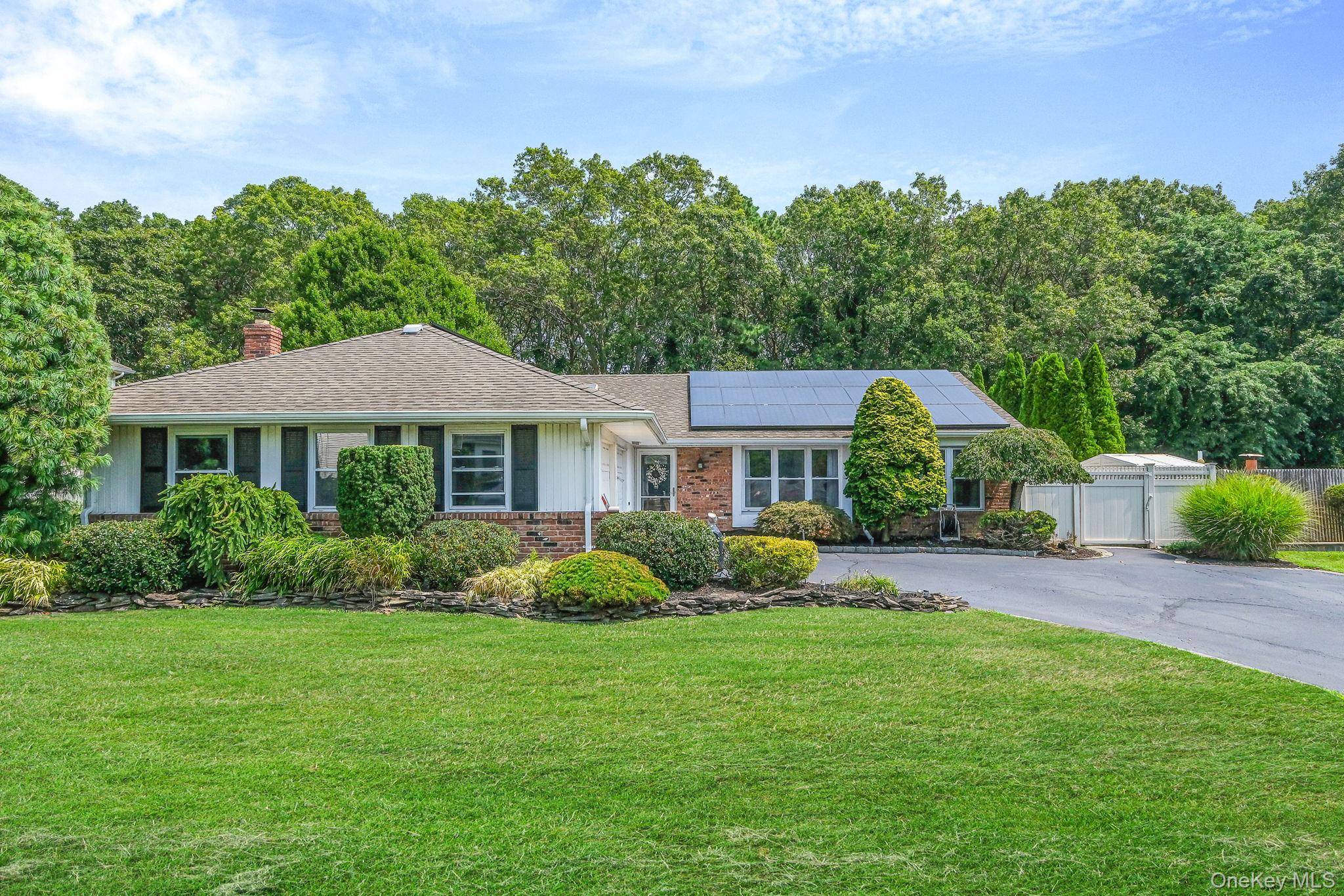 WELCOME HOME ! This beautiful move in ready Ranch is located in the sought after Parkland Community and Sachem School District.