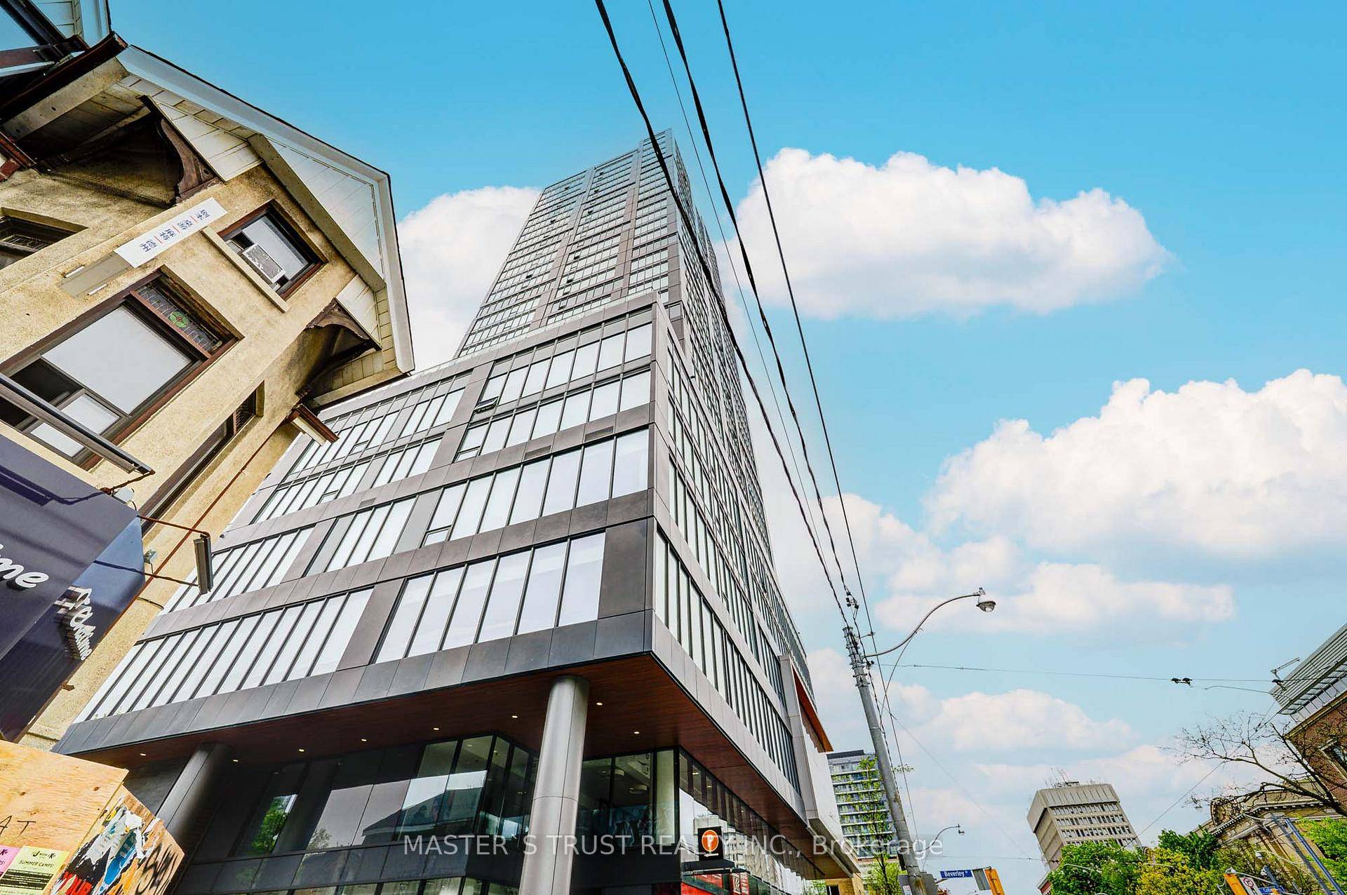 Welcome to Theory Condo, U Of T Dorm !