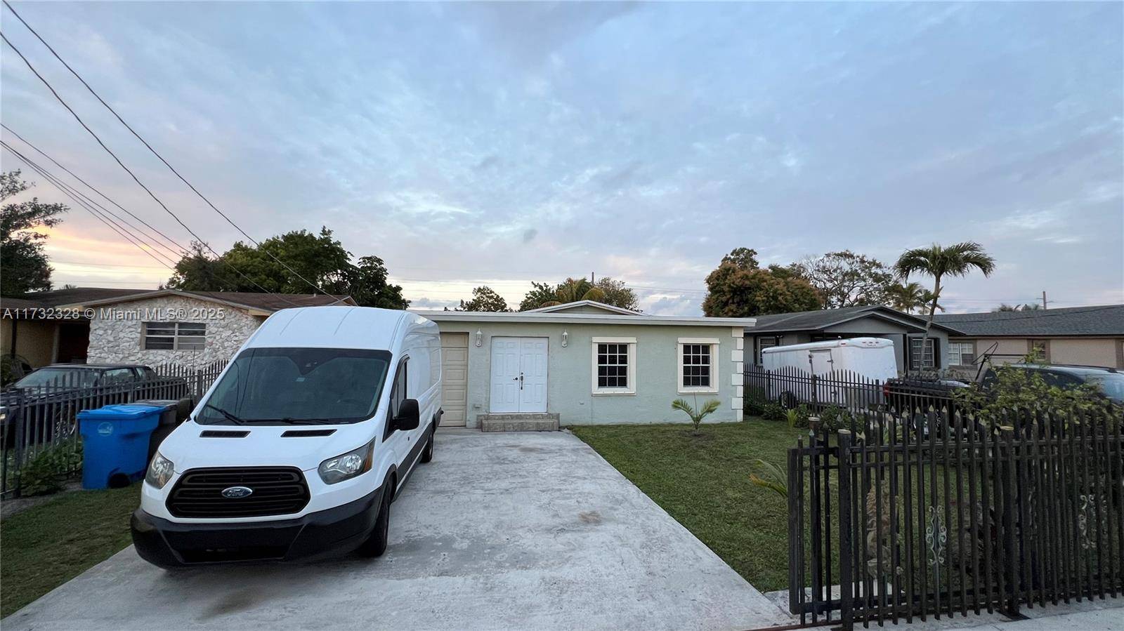 Welcome to this amazing 3 2 home with a garage conversion and a shed in the backyard each unit 1 bedroom.