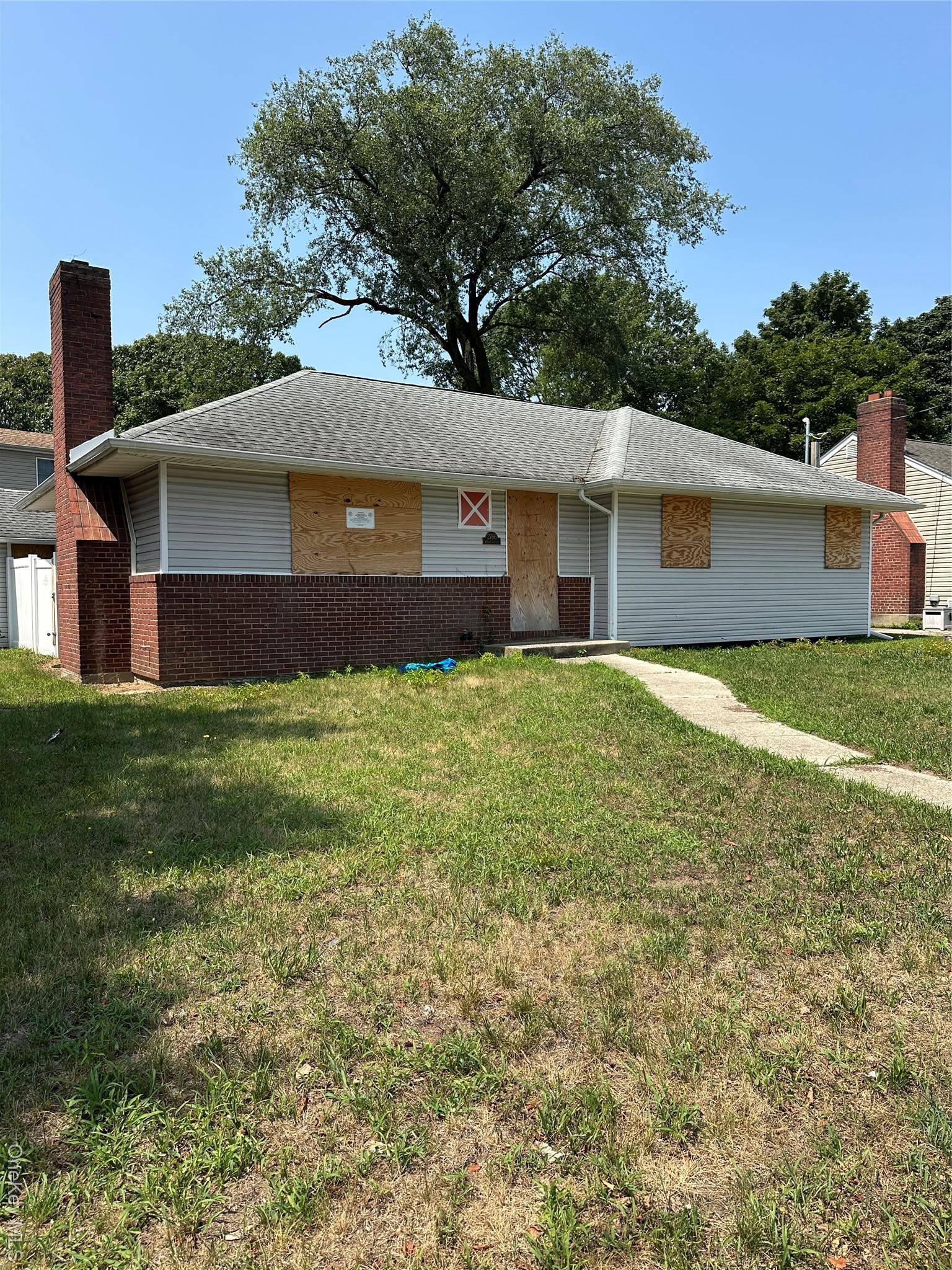 No Interior Access. 3 bed, 2 bath, basement, central air, fireplace, oil, living room, dining room, kitchen.