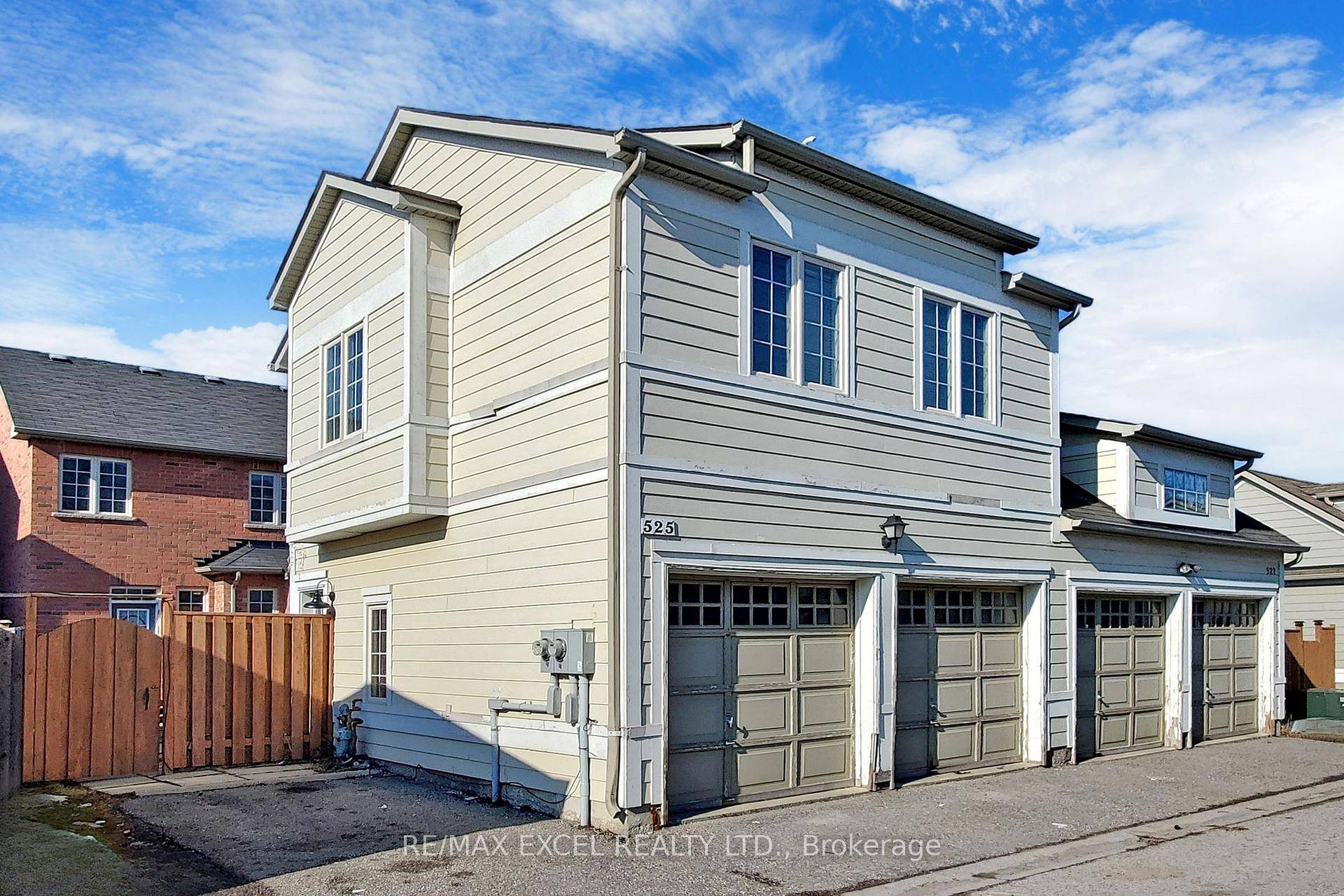 Well Maintained 1 Bedroom Coach House In Desirable Cornell, Markham Quiet Street Bright amp ; Sunny With Many Large Windows Open Concept Layout Modern Open Concept Kitchen With Stainless Steel ...