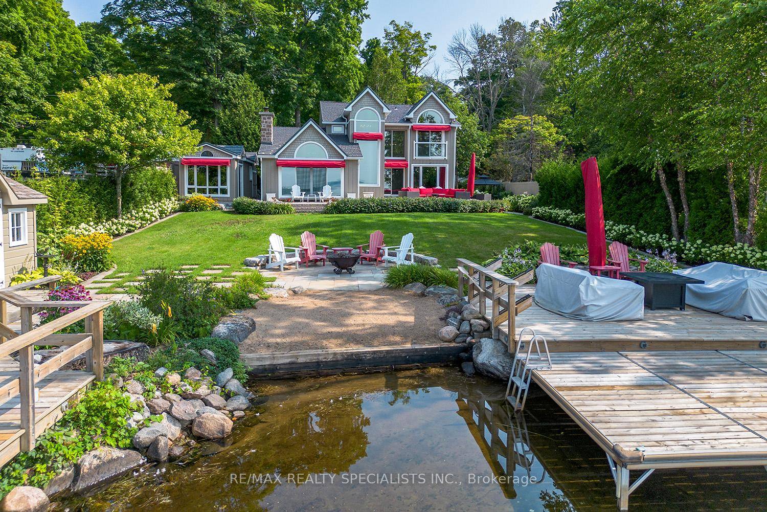 BALSAM LAKE Stunning 5 Bedroom 3 bathroom home comes completely furnished with all its accessories and furnishings inside and outside.