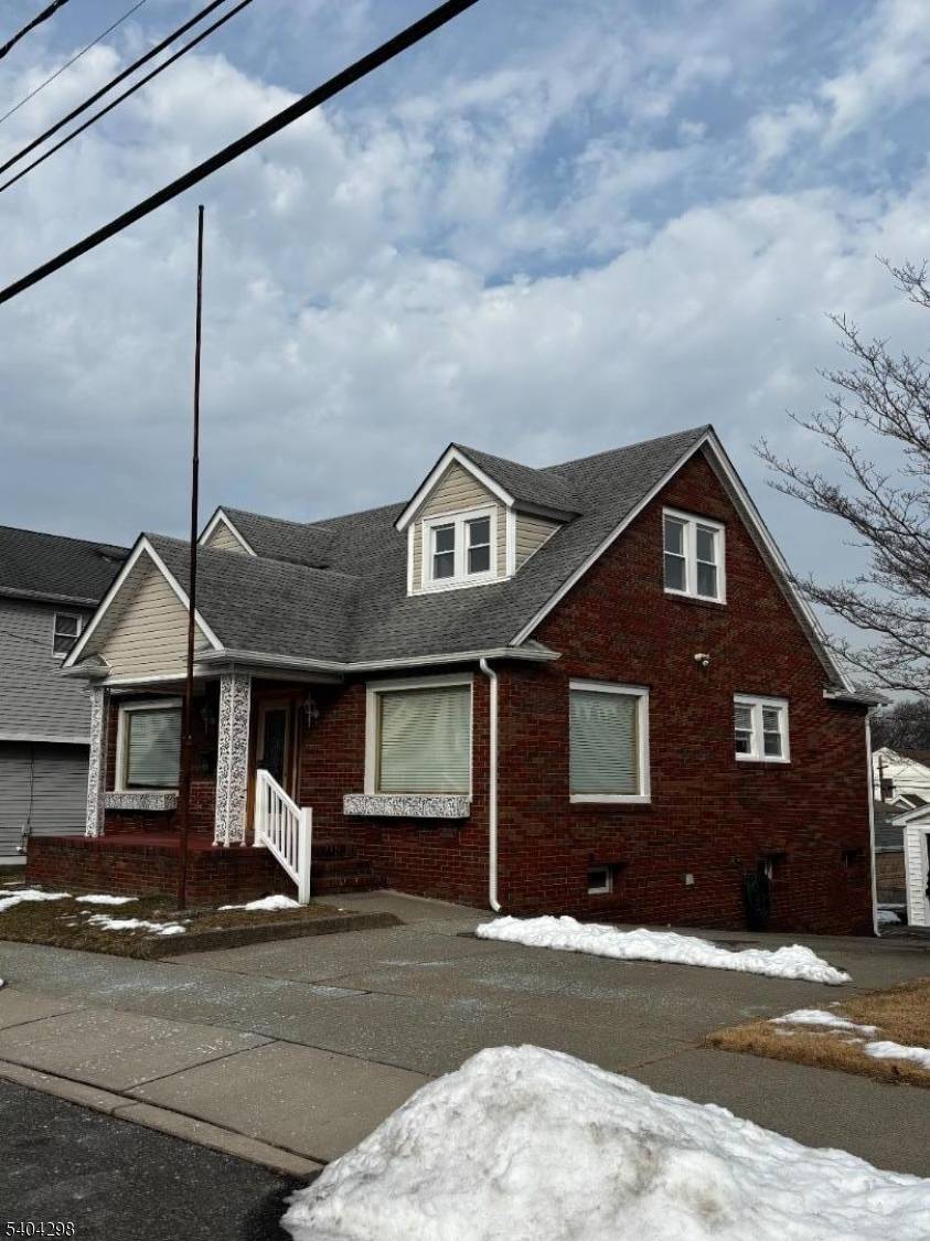 LOCATION ! LOCATION ! LOCATION !