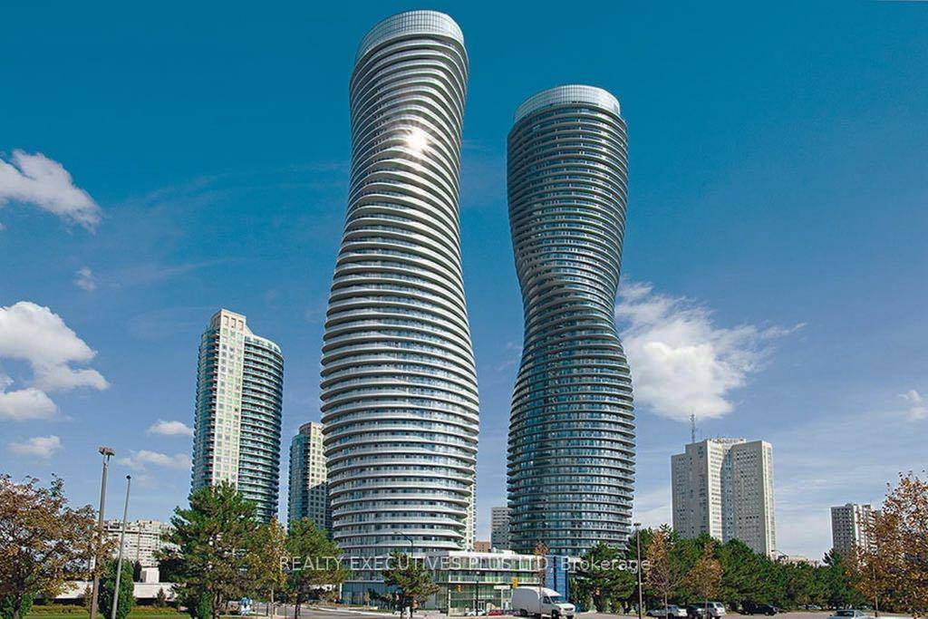 Experience life at one of Mississauga's most recognized buildings, where modern design, comfort, and everyday convenience meet.