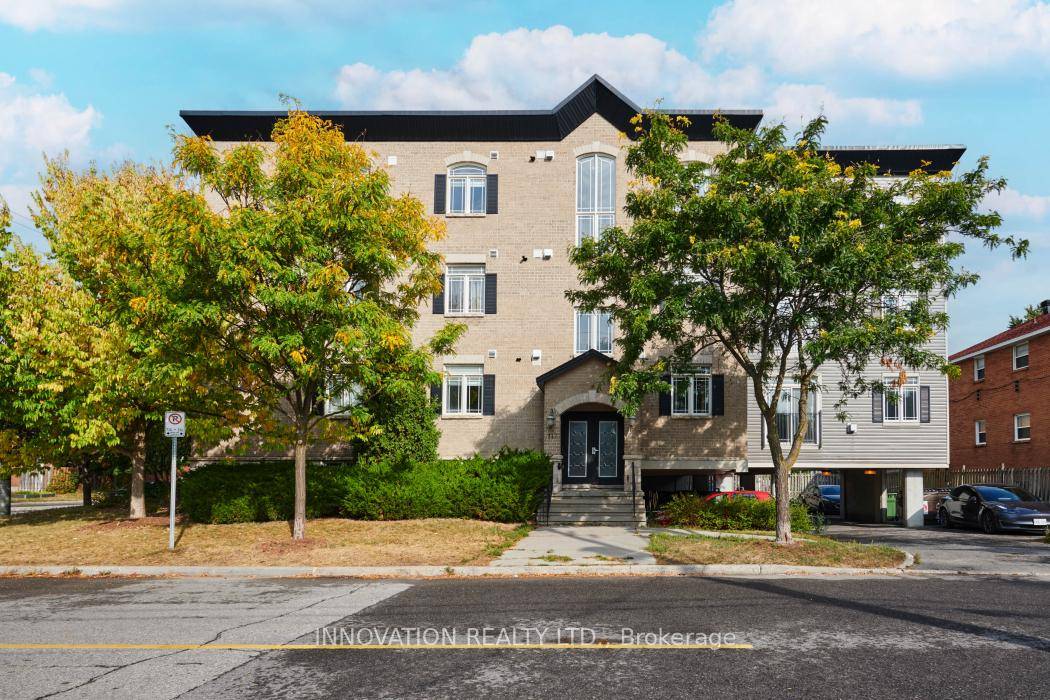 Gracious living on the doorstep of Westboro !