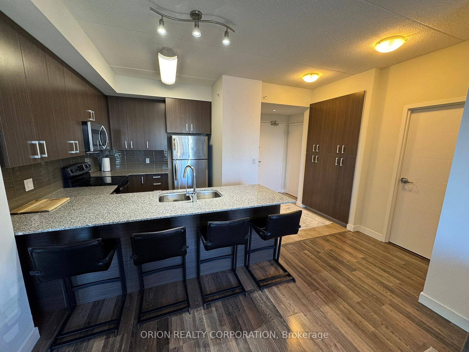 Turnkey Investment or Move in Ready Gem Like a 2 Bedroom Unit in Prime Waterloo Location !