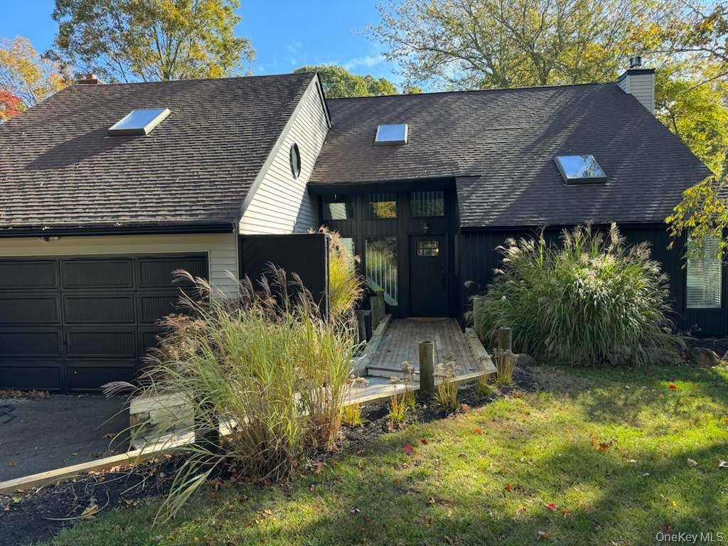 Welcome to Your Dream Home in Crystal Beach !