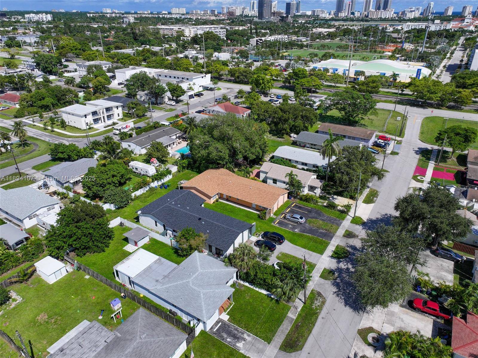 Incredible investment opportunity in Hallandale Beach !