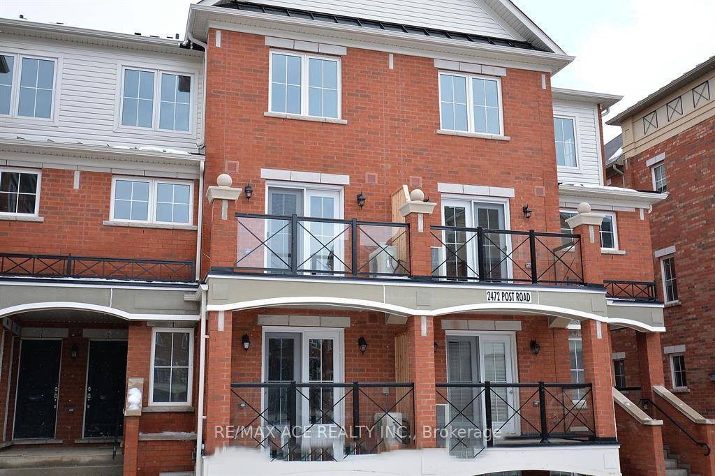 Spacious 2 Bedroom, 1. 5 bathroom condo.