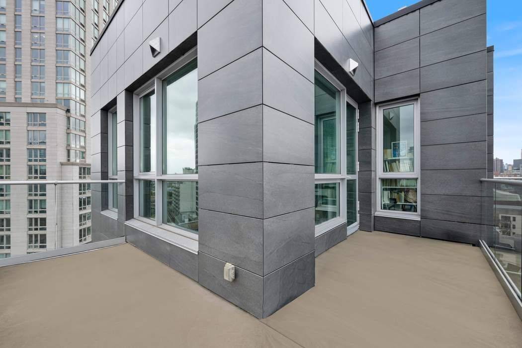 The First 2 Bedroom Resale at The Prime, Long Island City Introducing a rare opportunity at The Prime the first 2 bedroom resale in this highly sought after Long Island ...