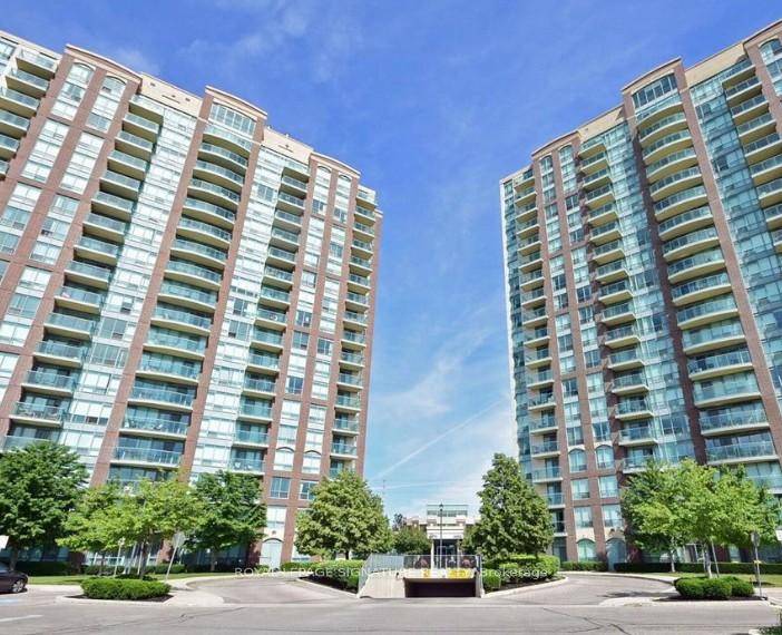 Erin Mills Town Centre, Open Concept, One Bedroom With Balcony.