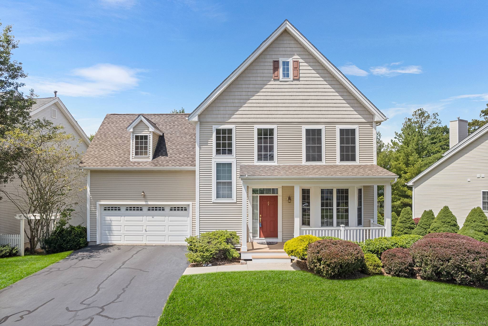 Immaculate freestanding home in the sought after Traditions of Southbury features a bright, open floor plan, spectacular views, and beautiful landscaping with a sunny front porch and spacious deck.