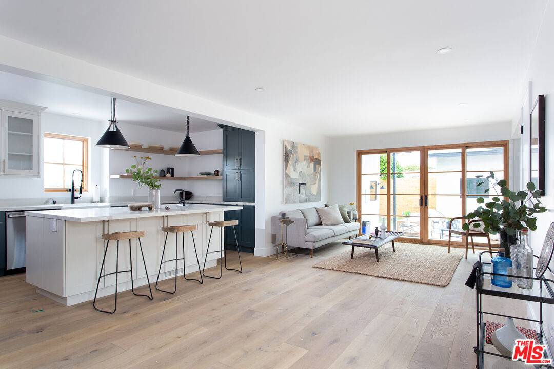 4134 Kenyon Ave 5BR Marina Del Rey La