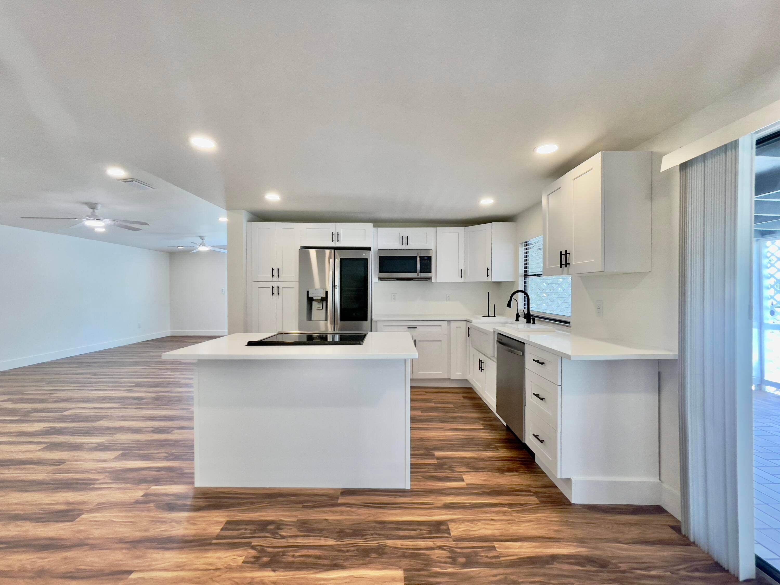 Wow, Completely remodeled home in in the heart of Palm Beach Gardens.