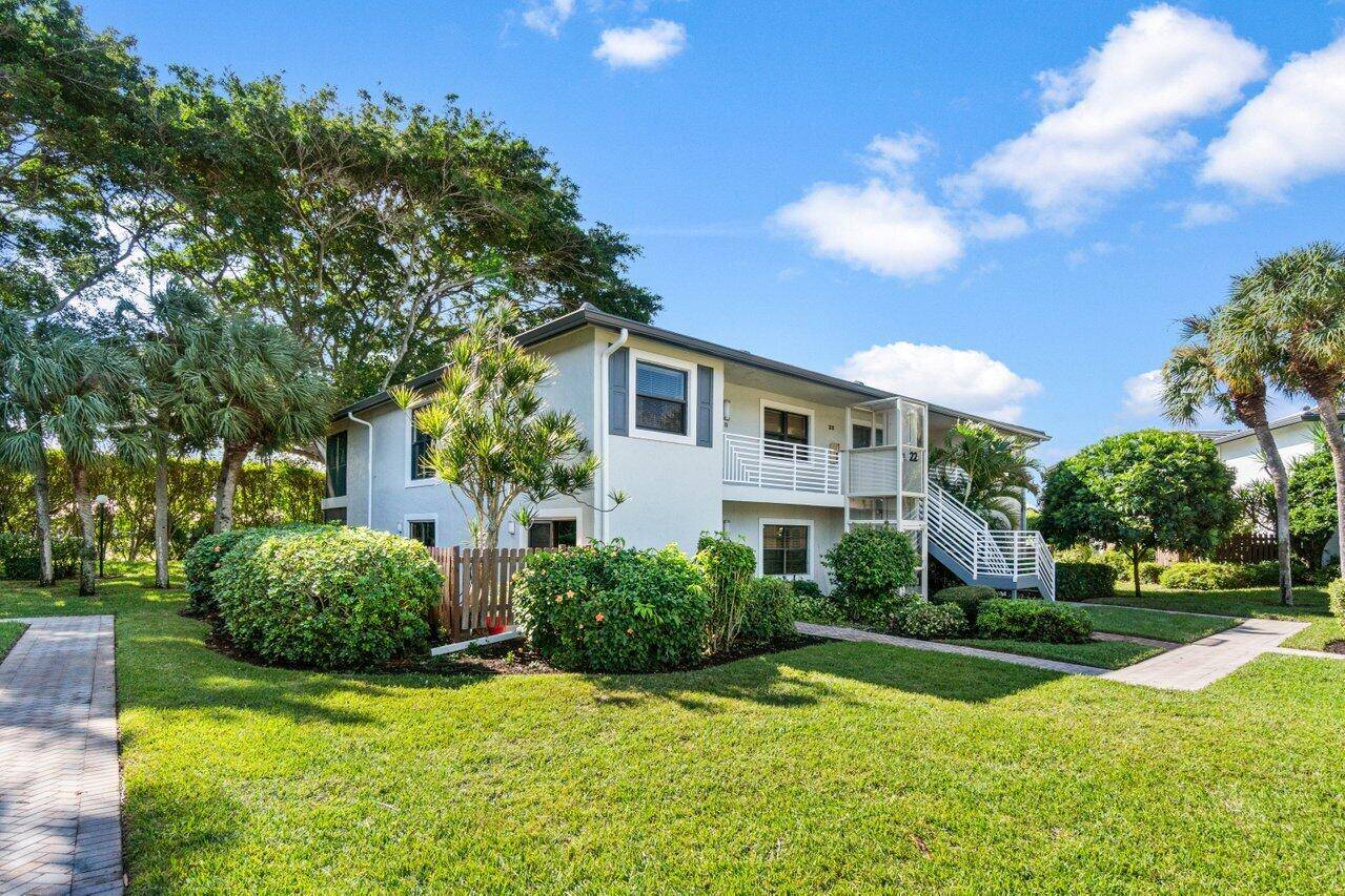 Step into this beautifully renovated 2 bedroom, 2 bathroom corner unit in the sought after Hunters Run Country Club.