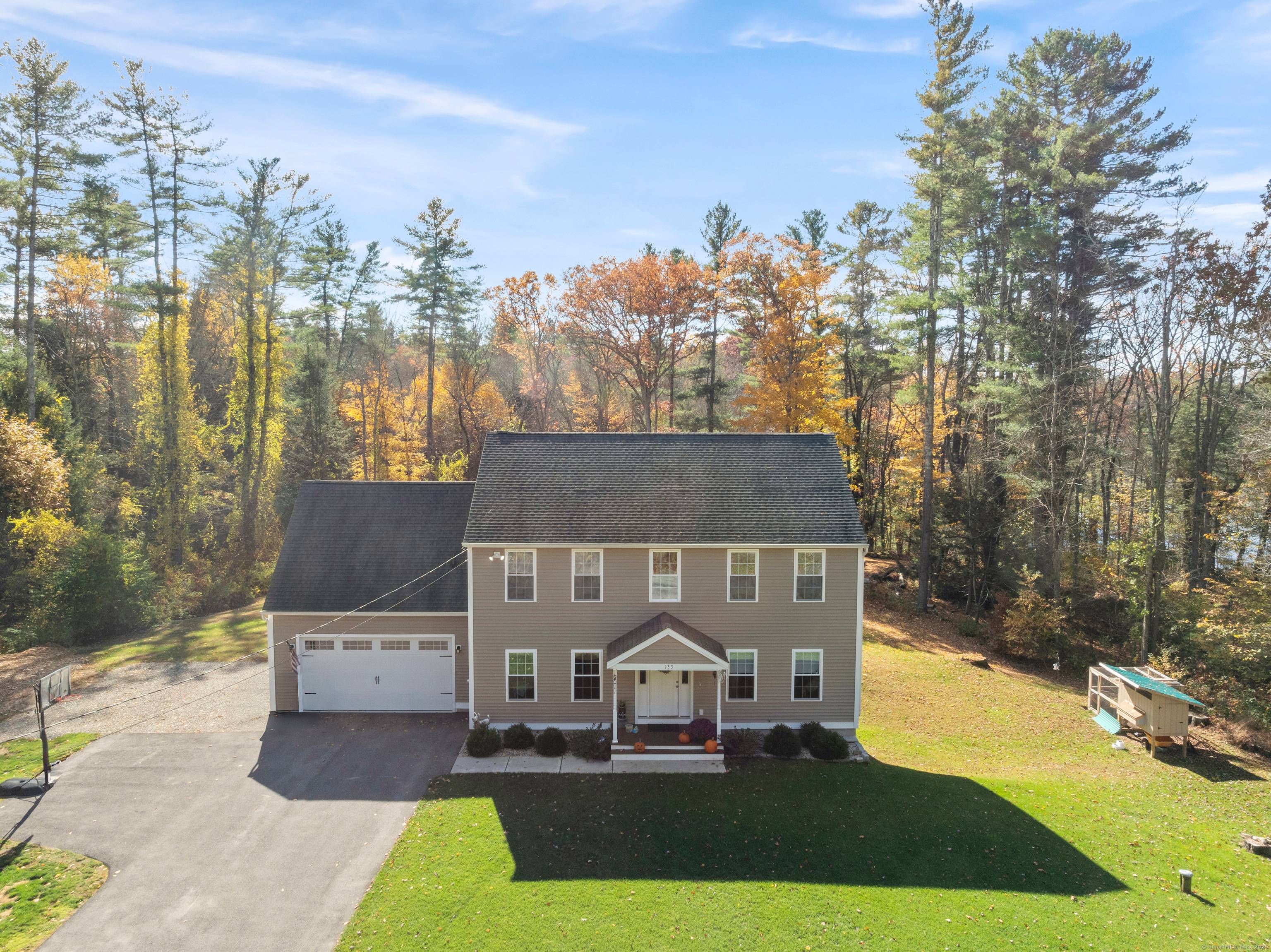 Move right in to this spacious 4 bed, 2.