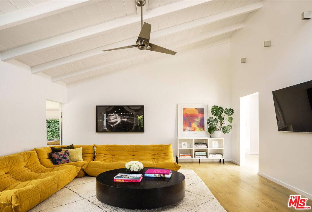 2501 Walnut Ave 3BR Marina Del Rey La