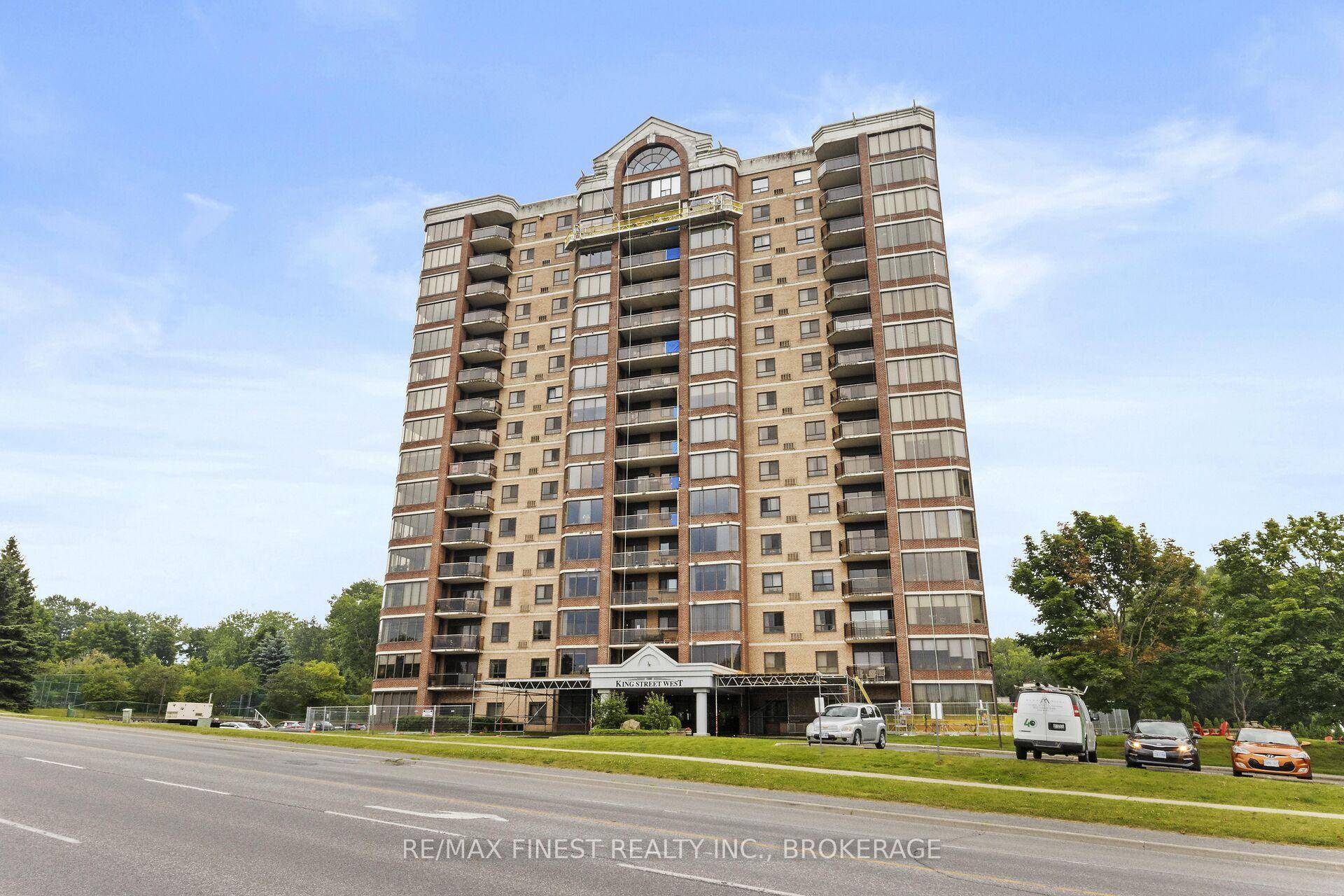 Welcome to Carefree Living with Golf Course Views in Kingston.