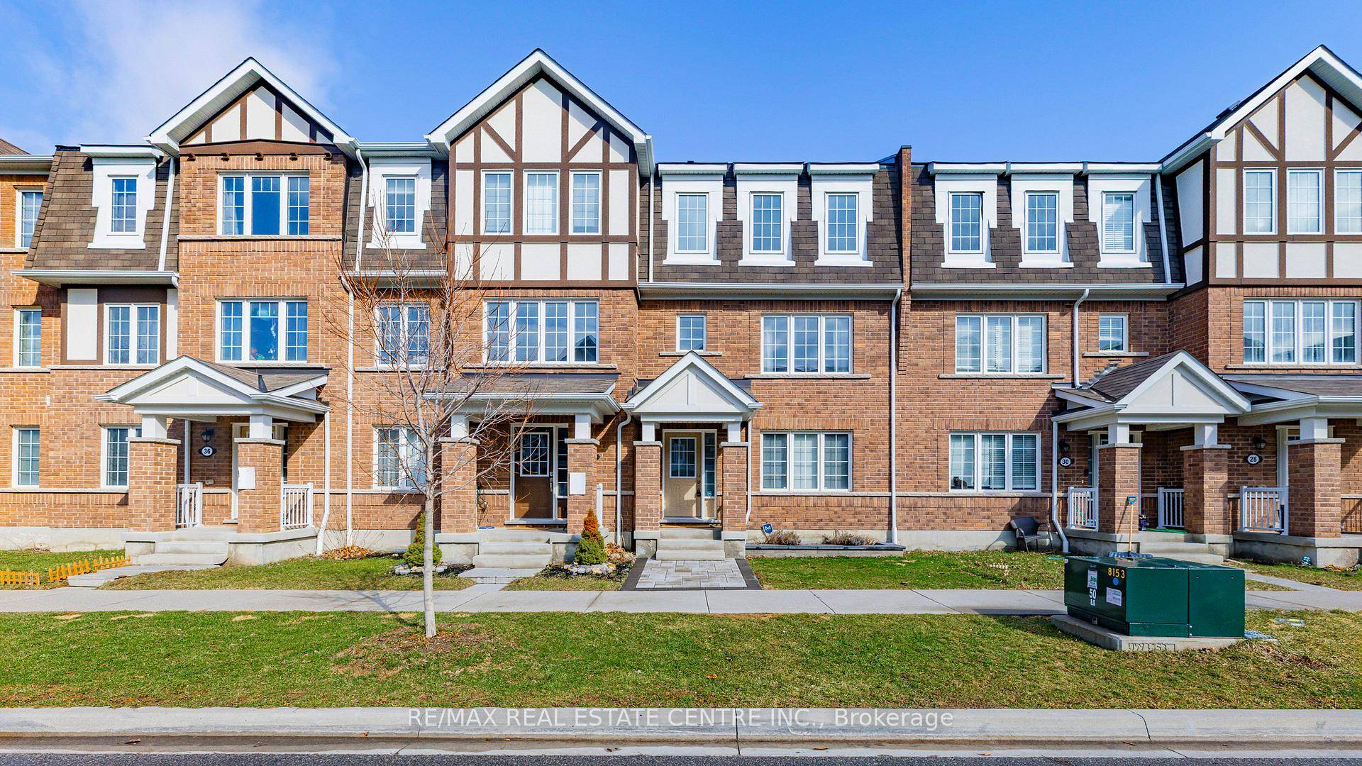 Stunning Freehold Townhome in the Family Friendly Lynde Creek Community !