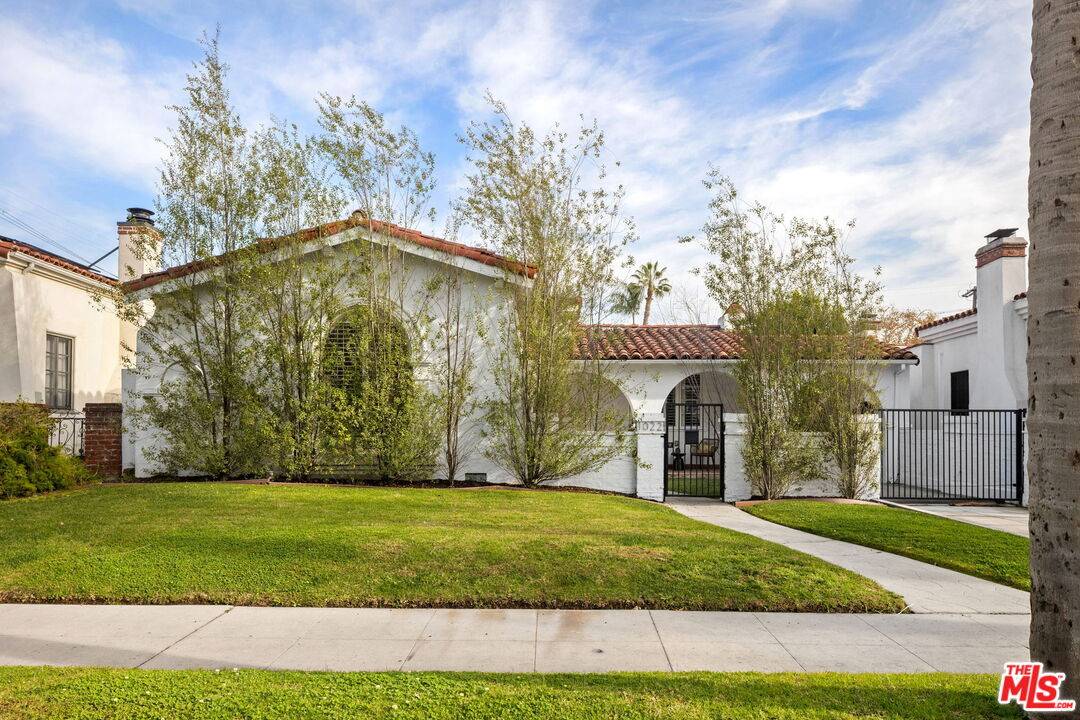 1022   Alvira St 3BR Beverlywood La