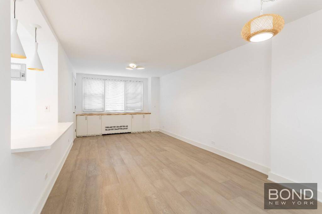 Completely renovated condo with a cozy elegance reminiscent of Italian ultra modern interior architecture and design, and ready for its first new resident, this exquisite one bedroom apartment is situated ...