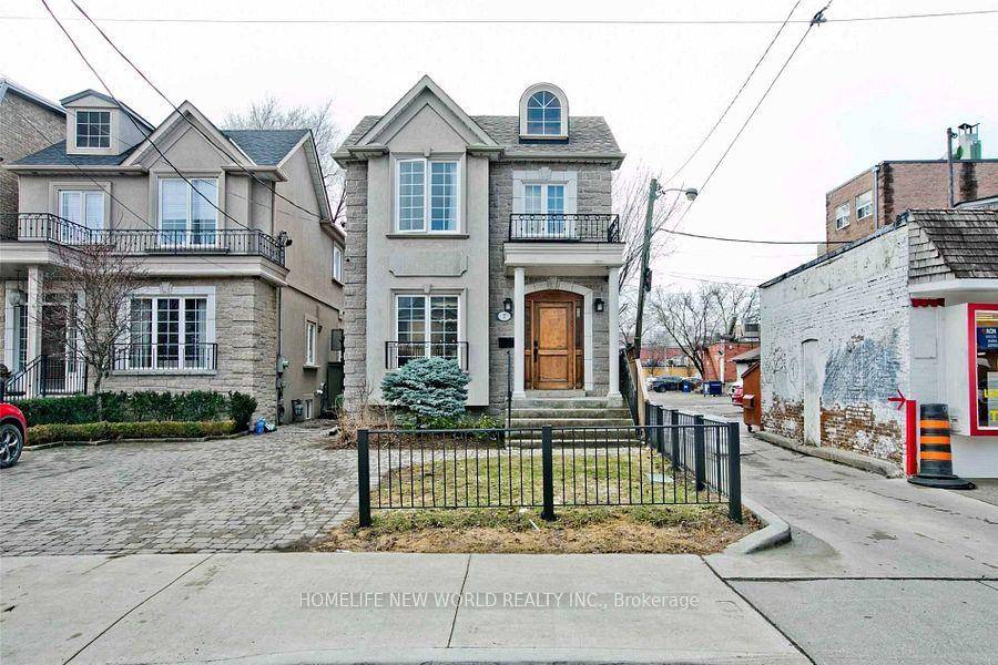 Beautiful 4 Bedroom Home Situated In Sought After Bedford Park Public School Area !