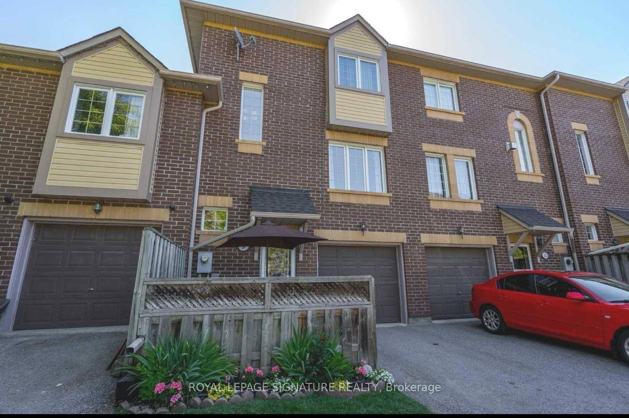 Welcome to 1735 Walnut Lane unit 24 !