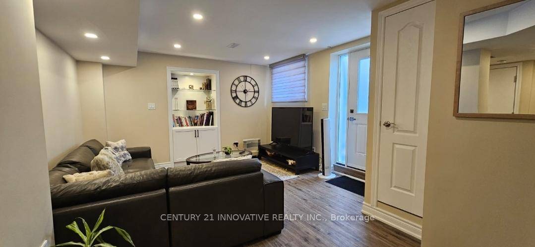 This charming 2 bedroom lookout legal basement apartment offers a cozy and modern living space, complete with high quality finishes.