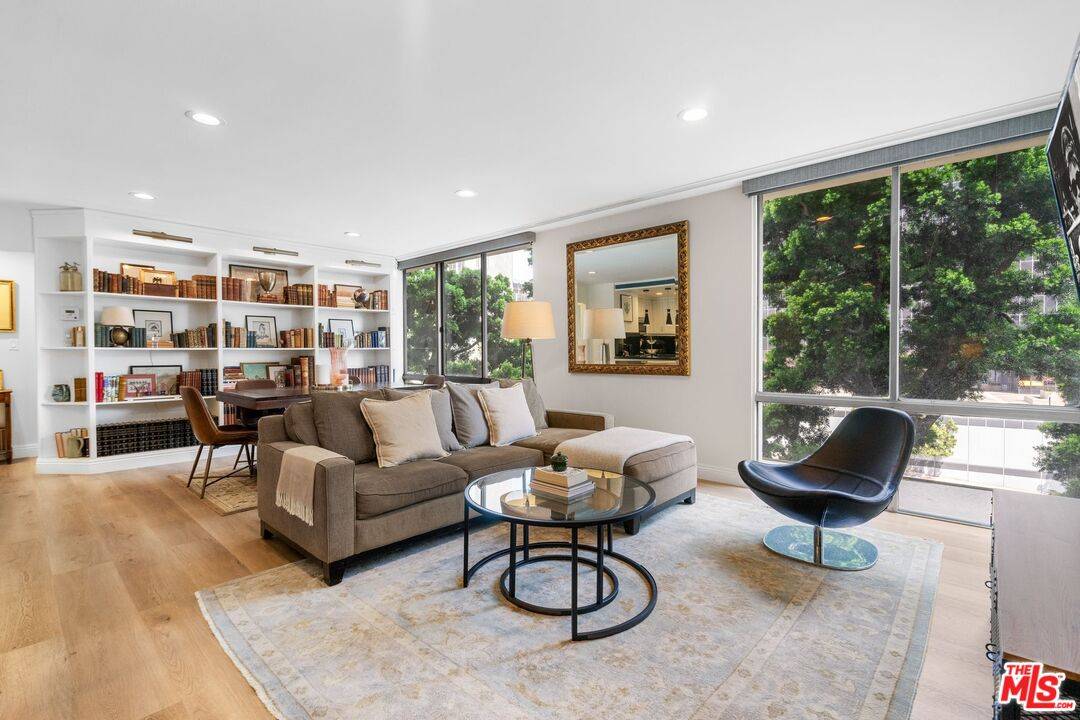 2160 Century Park E 2BR Beverlywood La