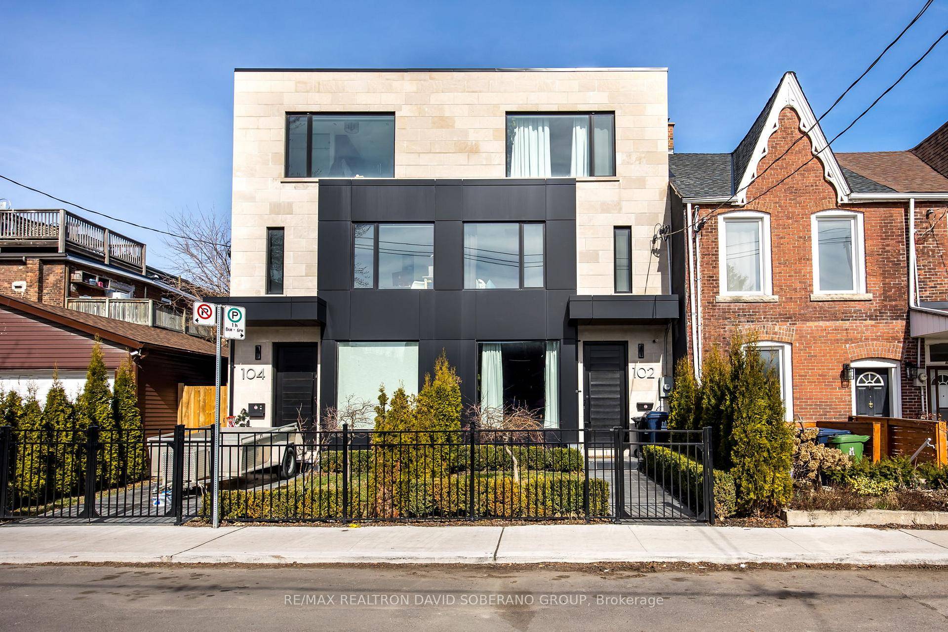 Modern, Custom Built 3 Storey Semi in the Sought After University Neighborhood.