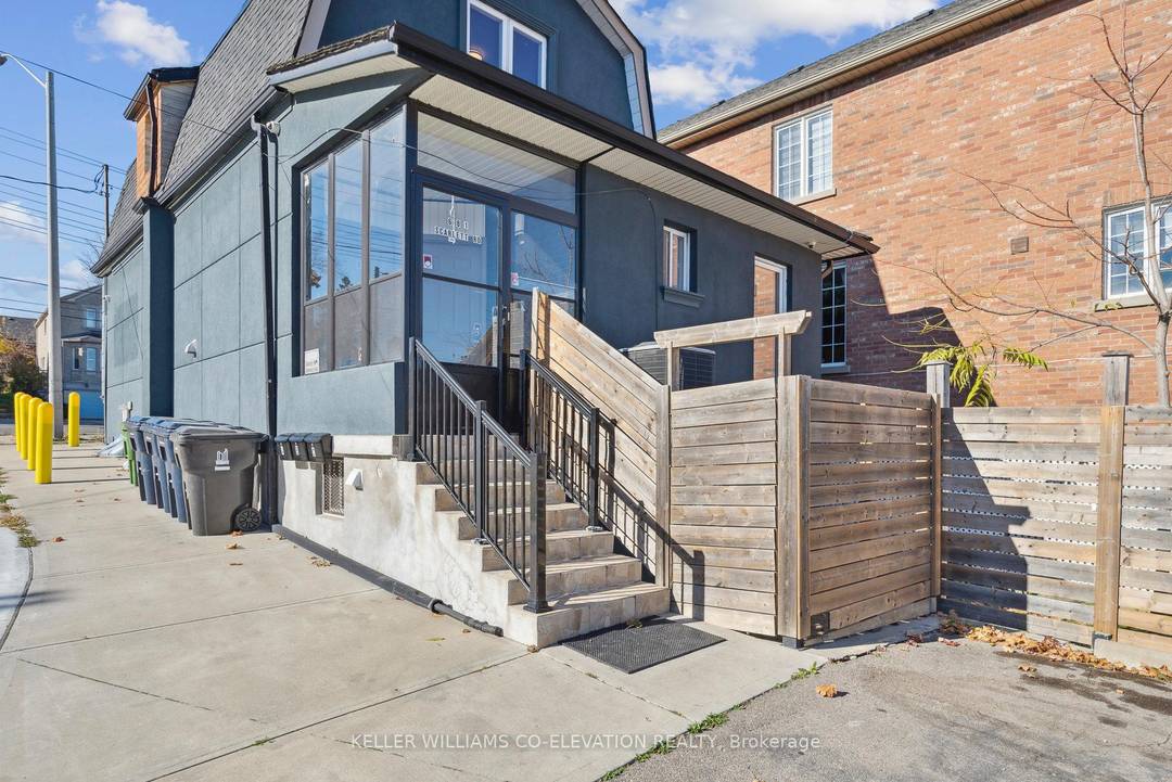 Stop Your Search ! Bright, Safe, Clean amp ; Spacious 1 Bedroom Basement Apartment Located In A Great Etobicoke Neighbourhood.