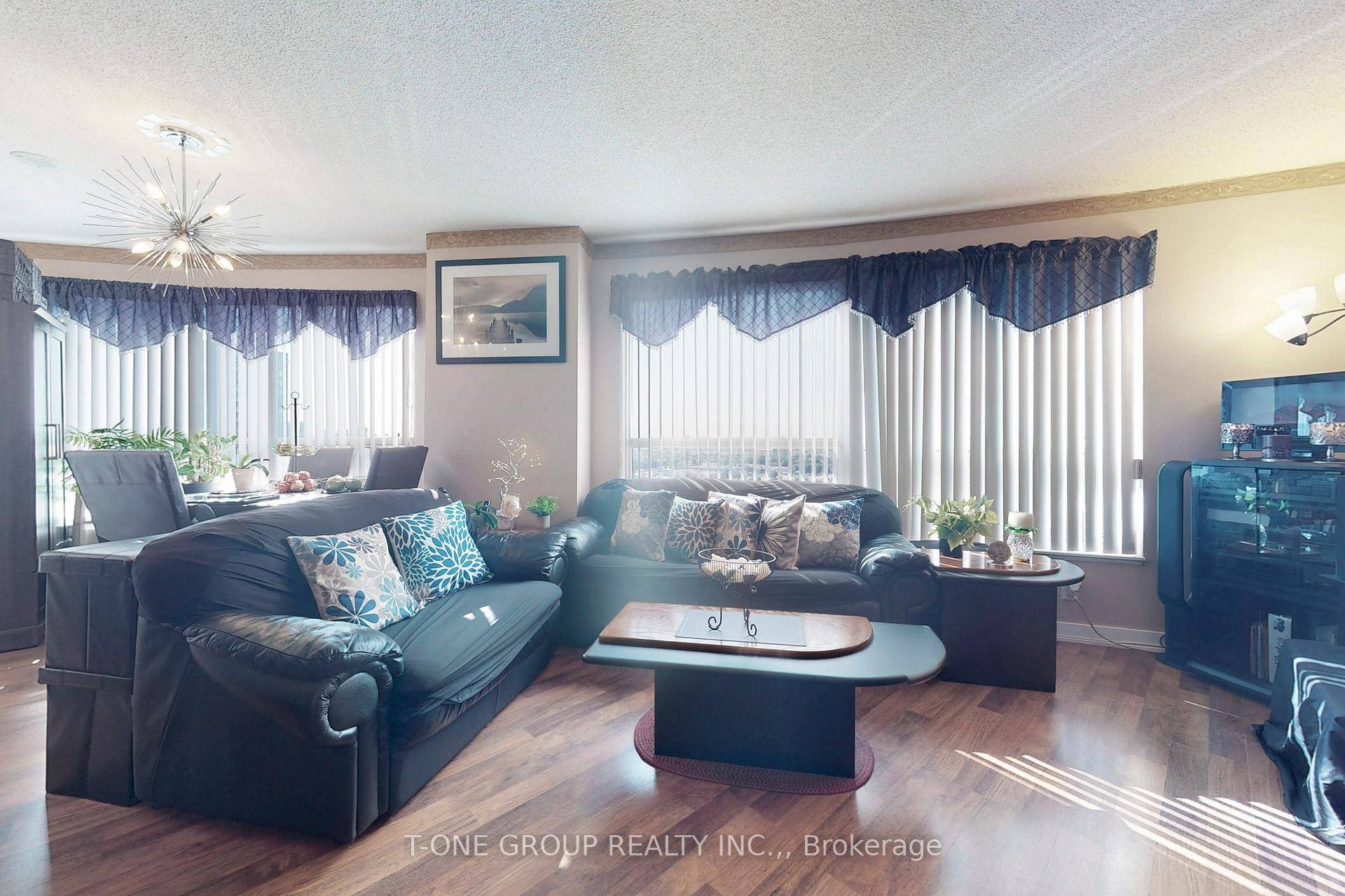 Stylish amp ; Sun Filled 2 Bedroom 2 Bath Corner Unit With Wall To Wall Windows Offering Gorgeous Panoramic amp ; Unobstructed NW Sunset Views !
