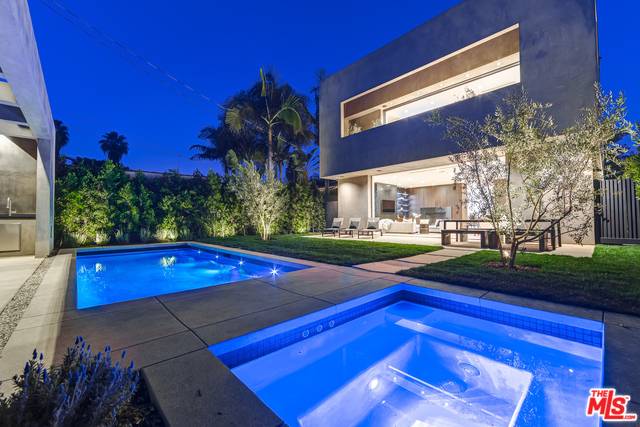 607  N ALTA VISTA BLVD LA