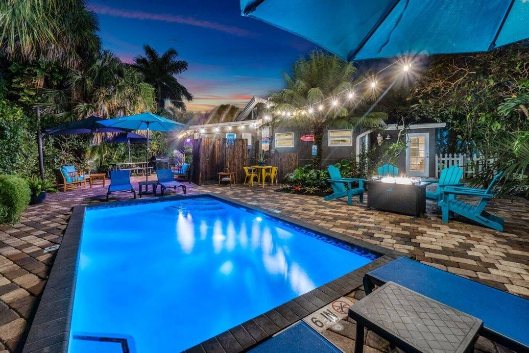 Available 1 04 2026 2 07 2026, Escape to this Private Heated Poolside Retreat, a luxurious haven in the heart of Downtown West Palm Beach.