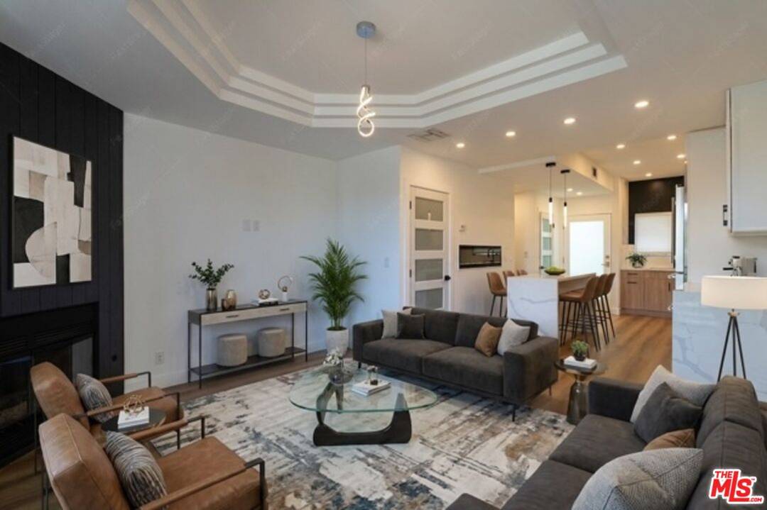 2500   Abbot Kinney Blvd 2BR Marina Del Rey La