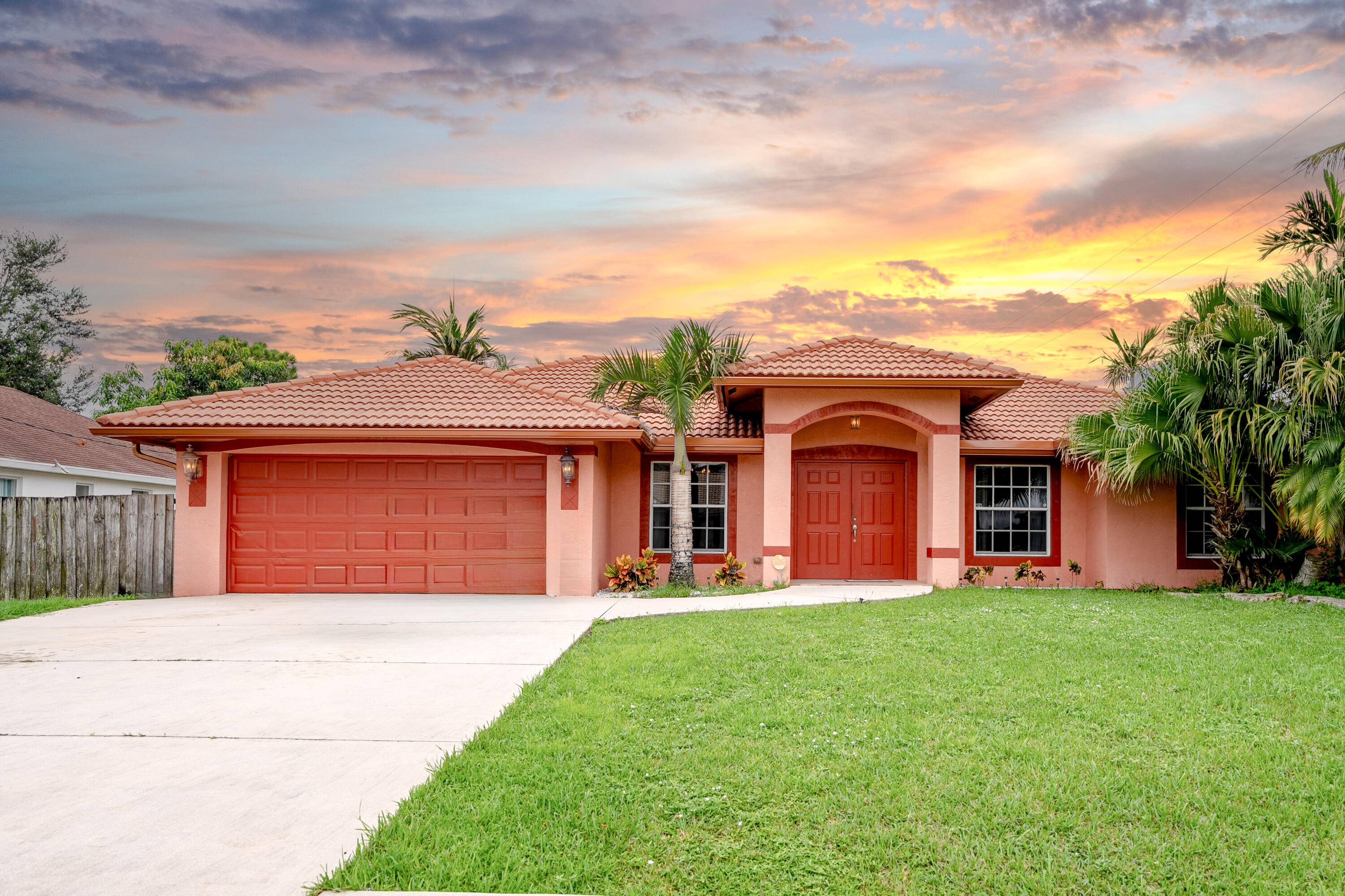 arge Mediterranean Style 4 3 2 CBS home on a corner with NO HOA !