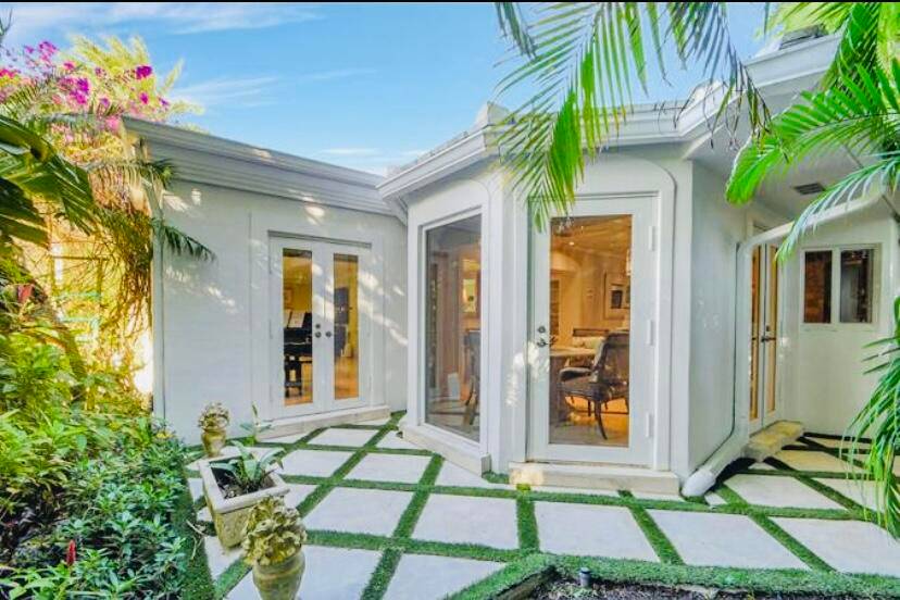 Welcome to Your South Florida Paradise !