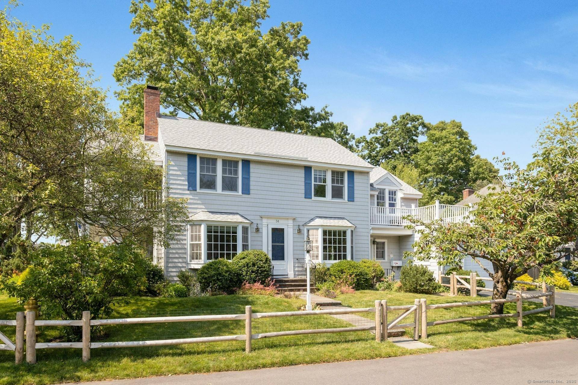 Stylish, newly renovated school year rental in the Rowayton Beach Association, offering river views and a spacious, fully furnished interior.